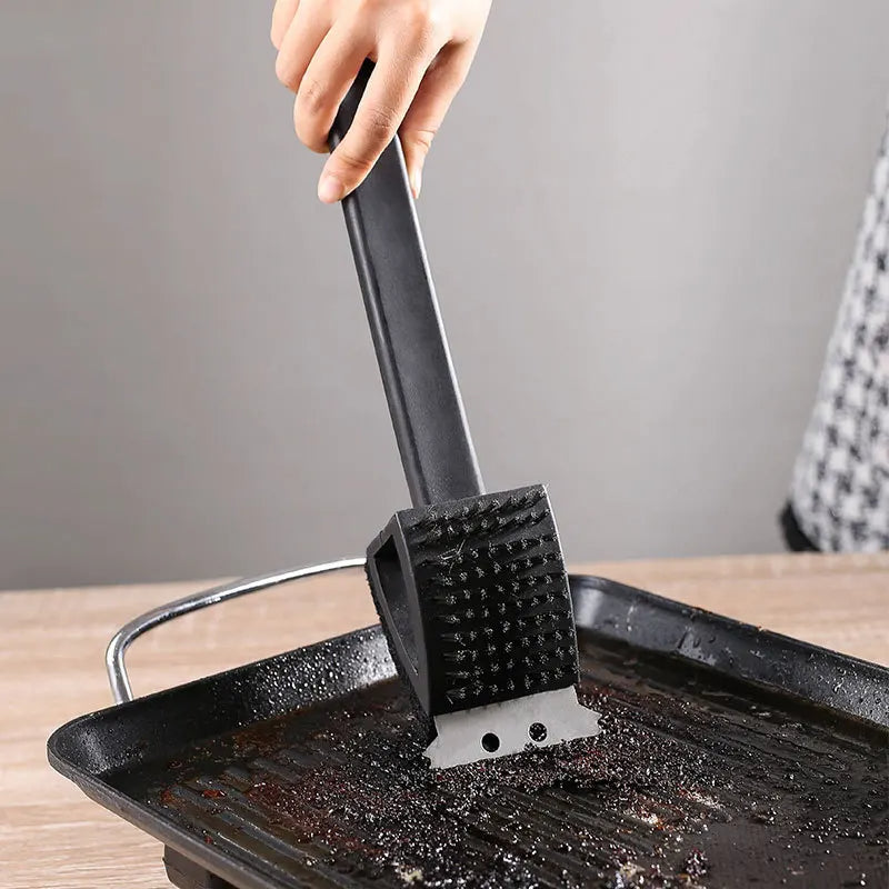3-in-1 Barbecue Grill Brush with Scraper & Sponge
