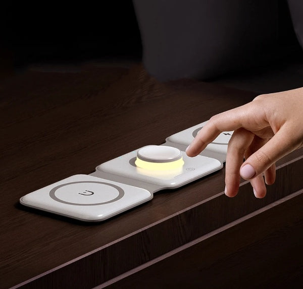 3-in-1 Foldable Wireless Travel Charger